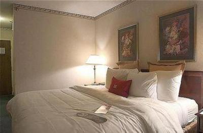 фото отеля Crowne Plaza Hotel Downtown Worcester