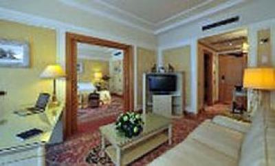 фото отеля Royal Hotel Carlton