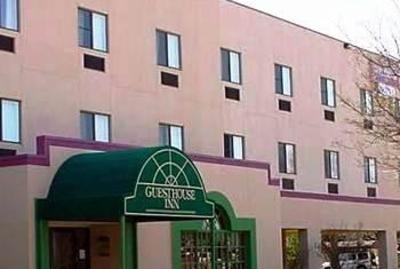 фото отеля Guesthouse Inn & Extended Stay Suites