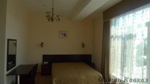 фото отеля Kavkaz Hotel