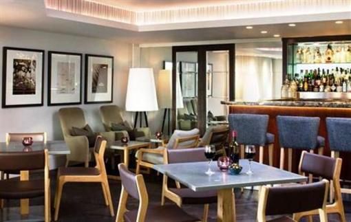 фото отеля Runnymede Hotel & Spa Egham