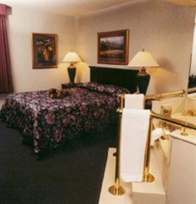 фото отеля Lees Inn Muncie