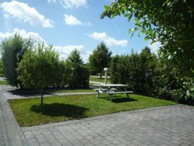 фото отеля Hokitika Holiday Park