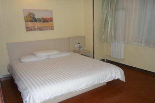 фото отеля Hanting Express Binyueqiao Tianjin