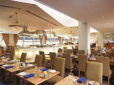 фото отеля Holiday Inn Stratford-upon-Avon
