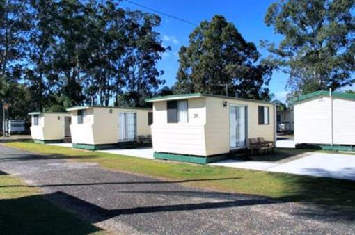 фото отеля Aukaka Caravan Park