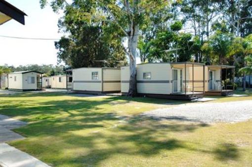 фото отеля Aukaka Caravan Park