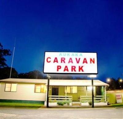 фото отеля Aukaka Caravan Park