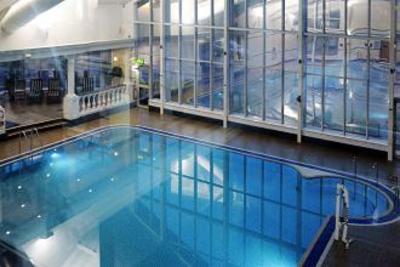 фото отеля De Vere Village Hotel Liverpool