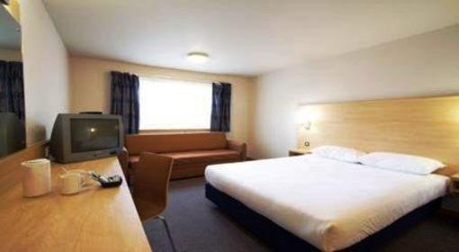 фото отеля Travelodge Thame Hotel