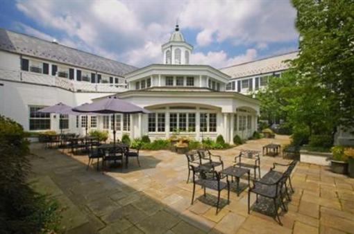 фото отеля Nittany Lion Inn