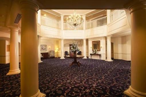 фото отеля Nittany Lion Inn