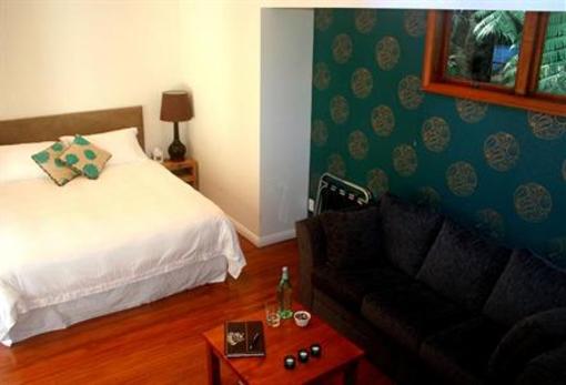 фото отеля The Woods Bed & Breakfast