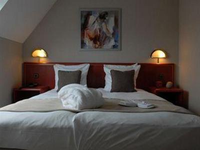 фото отеля Quartier Latin Hotel Marche-en-Famenne
