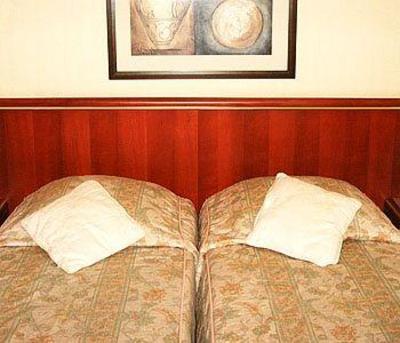 фото отеля Quartier Latin Hotel Marche-en-Famenne
