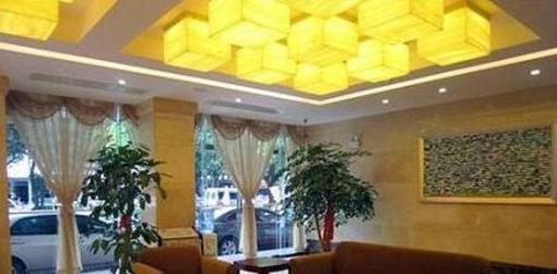 фото отеля Super 8 Quanzhou Xinchezhan