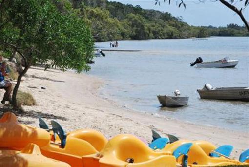 фото отеля Blue Dolphin Resort and Holiday Park