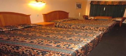 фото отеля Dynasty Inn Gardena