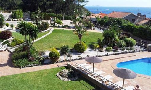 фото отеля Apartamentos Coral do Mar II