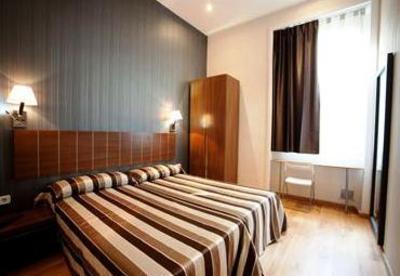 фото отеля Hostal Bcn 46