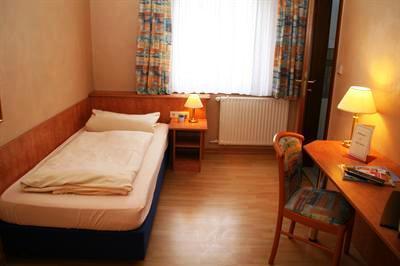 фото отеля Hotel Schonsitz Konigswinter