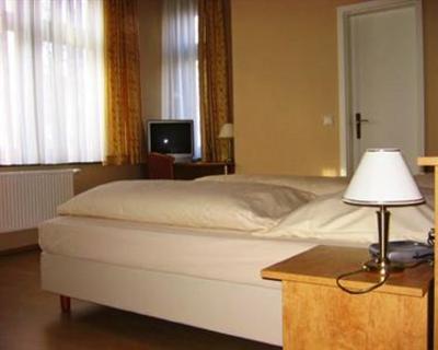 фото отеля Hotel Schonsitz Konigswinter