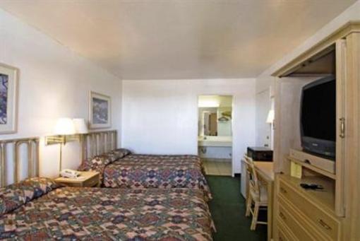 фото отеля Americas Best Value Inn & Suites Phoenix