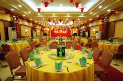 фото отеля Longquan Garden Hotel