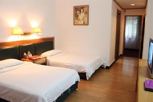 фото отеля Longquan Garden Hotel