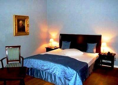 фото отеля Hotel zum Hofmaler