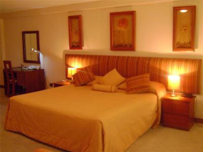 фото отеля Suites Orrantia