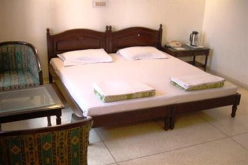 фото отеля Alpana Hotel