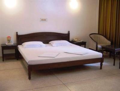 фото отеля Alpana Hotel