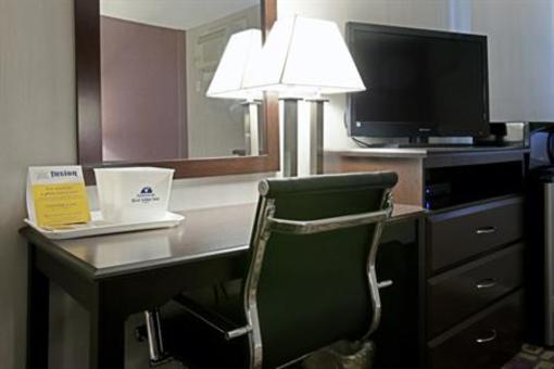 фото отеля Americas Best Value Inn Holyoke