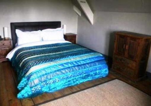 фото отеля Woolverton House Hotel
