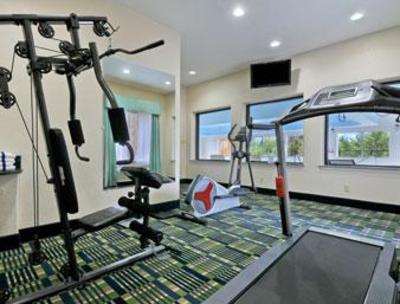 фото отеля Ramada Hewitt