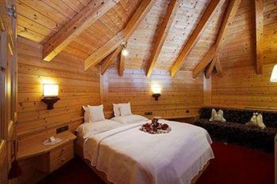 фото отеля Hotel Kolfuschgerhof Corvara in Badia