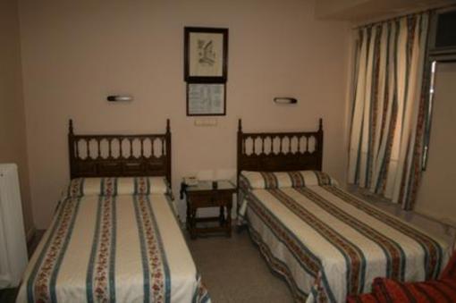 фото отеля Hotel Rincon Extremeno Plasencia
