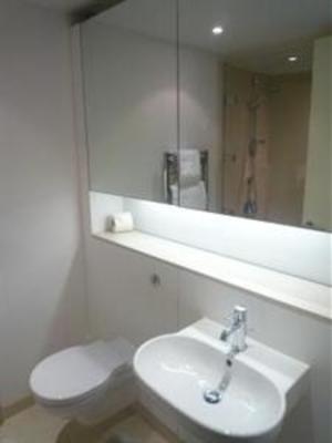 фото отеля Destiny Scotland Q-Mile Apartments Edinburgh