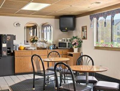 фото отеля Super 8 Merrillville/Gary Area