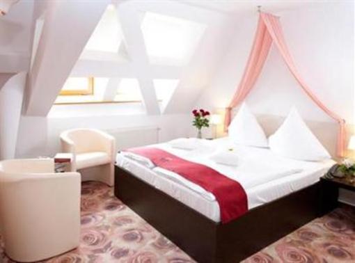 фото отеля Burghotel Belzig