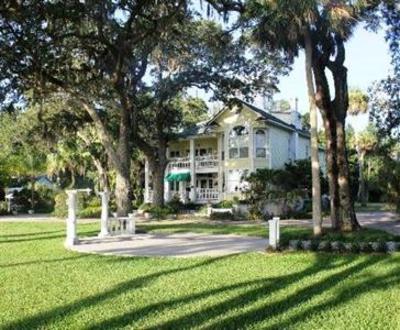 фото отеля River Lily Inn Bed and Breakfast