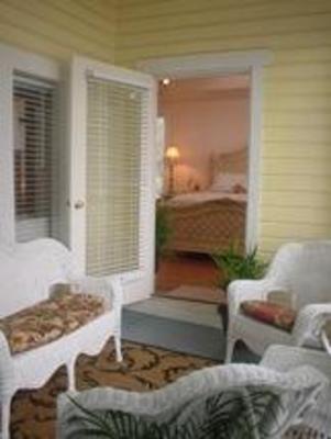 фото отеля River Lily Inn Bed and Breakfast
