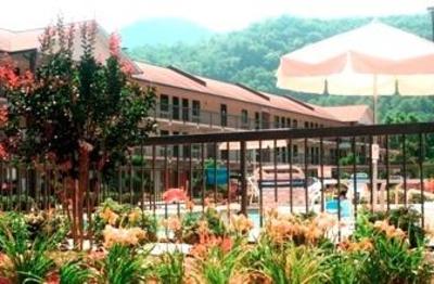 фото отеля Cherokee Lodge Cherokee