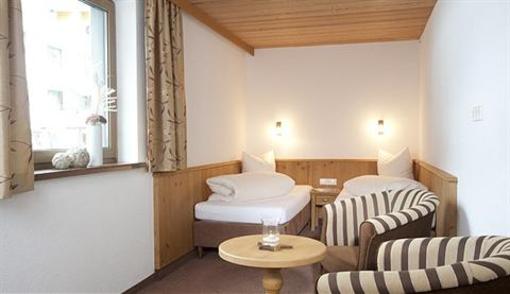 фото отеля Hotel Alpina Galtur