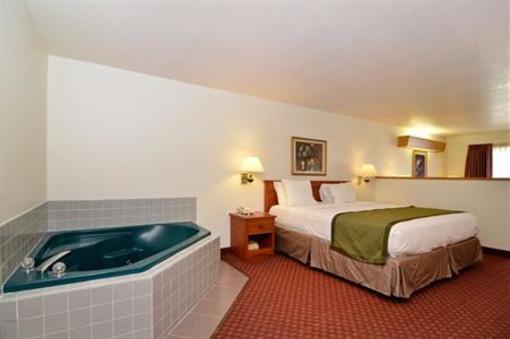 фото отеля BEST WESTERN Newberg Inn