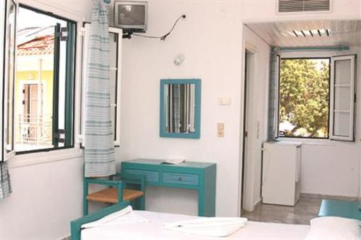 фото отеля Mykali Hotel Pythagoreio