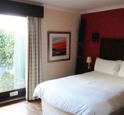 фото отеля Castlecary House Hotel