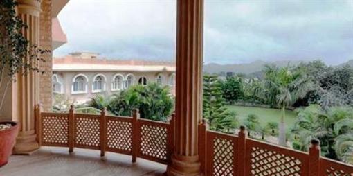 фото отеля Palanpur Palace