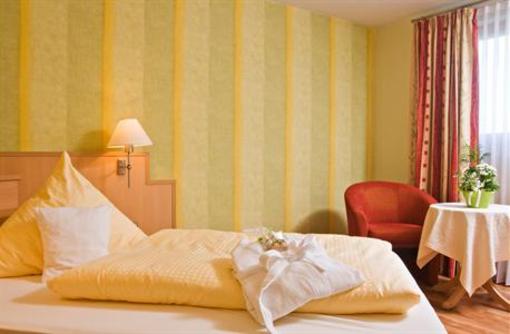 фото отеля Hotel Krone Schopfheim
